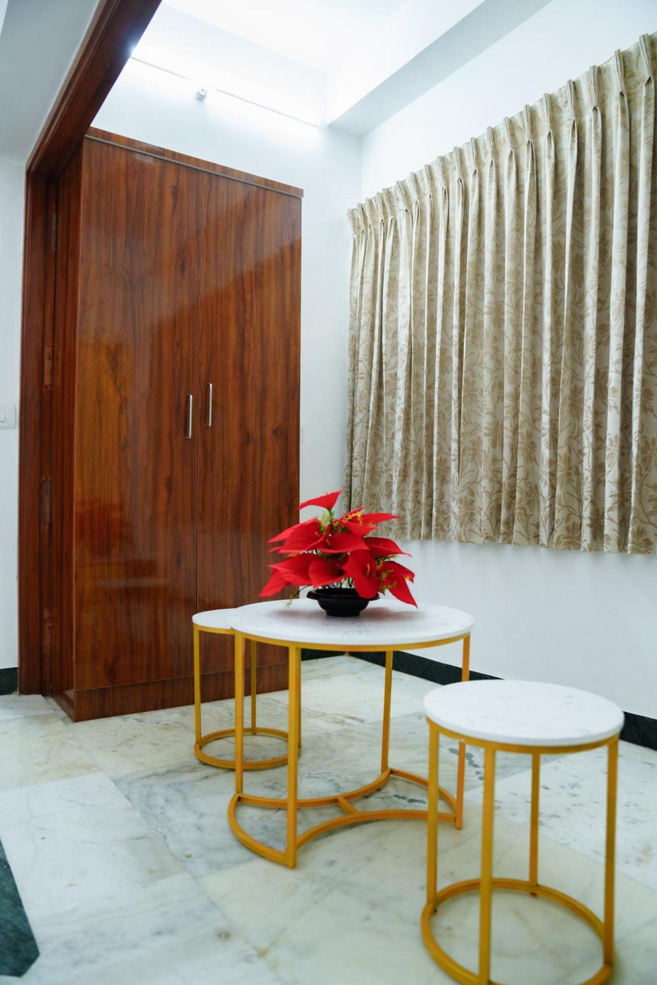Rich Palace Tnagar Hotel