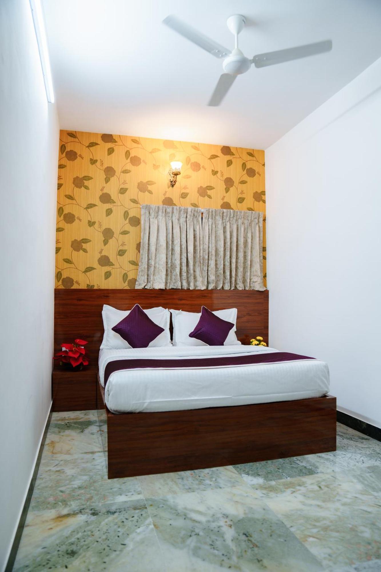 Rich Palace Tnagar 3*